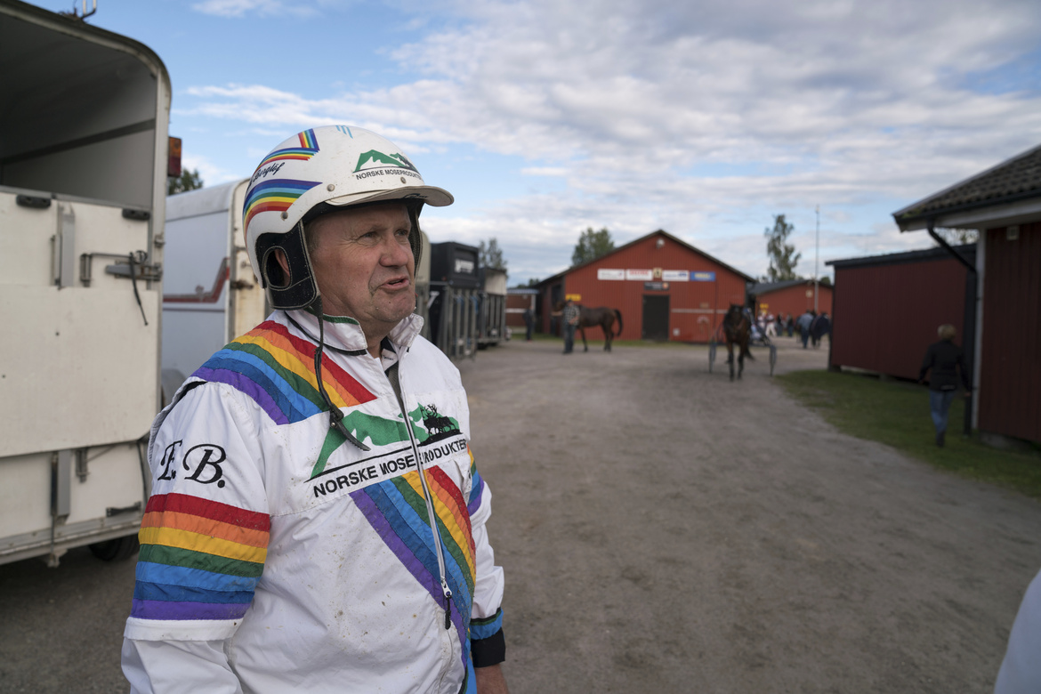 Erik Berglöf ser fram emot lördagens tävlingar hemma på Färjestad Thomas Blomqvist/TR Bild.